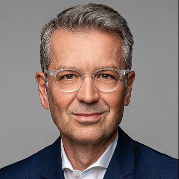 Prof. Dr. Ali Arnaout