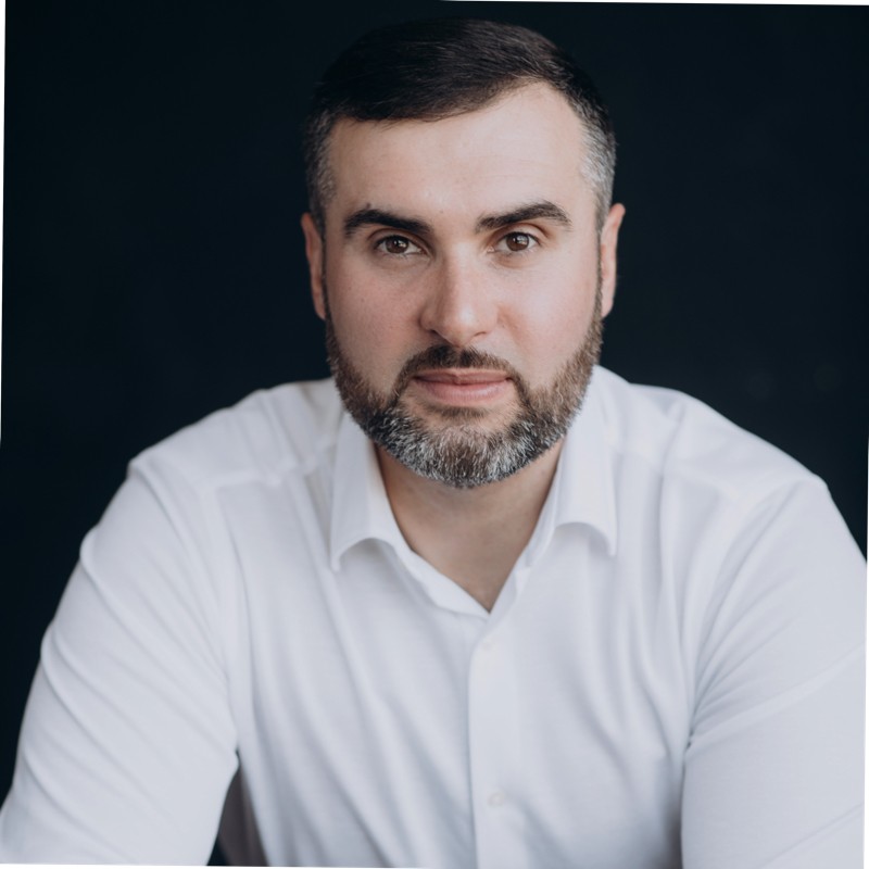 Денис Несин