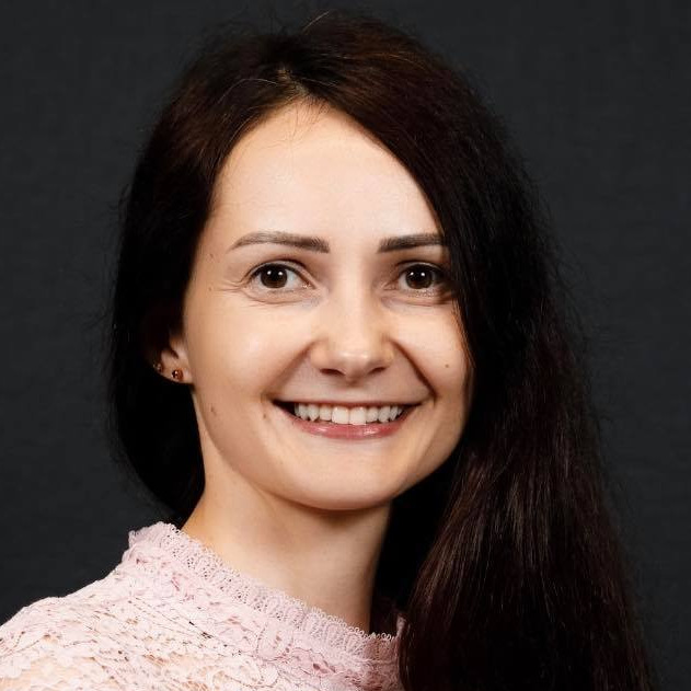 Надія Бахарєва
